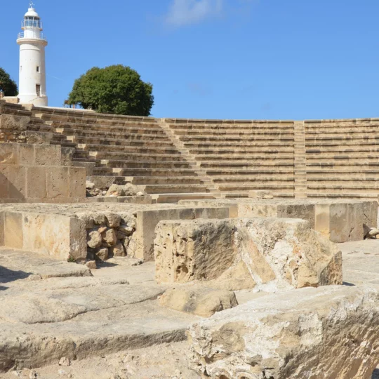 Integrated analyses on the plasters and mortars of the Nea Paphos theater (Cyprus)